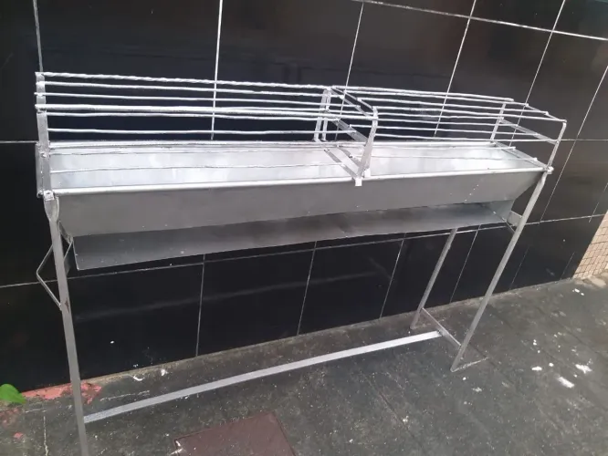 CHURRASQUEIRA 1,50 m, AÇO REFORÇADO, PARA ESPETINHO