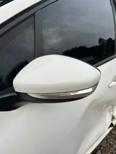 Retrovisor Esquerdo Peugeot 208 2017/2017