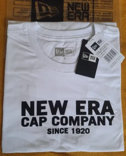 Camiseta Original New Era Minimal Logo Branca - Tam G e GG