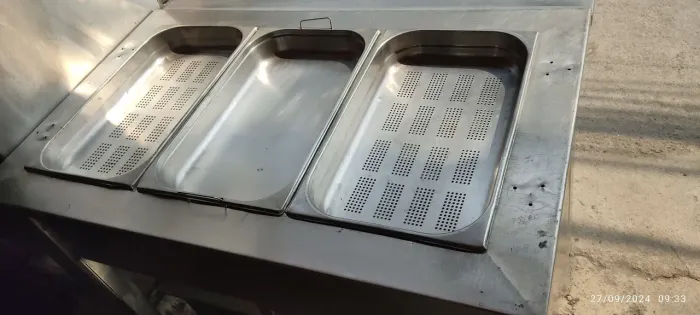 Pista frigorífica (SALADEIRA)com motor 220volts NOVO"LEIA"