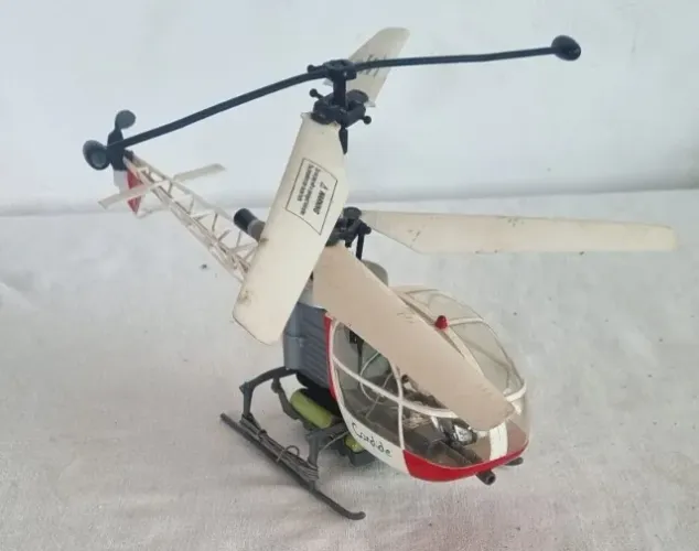 Helicoptero - Candide - Sem Controle Remoto - 38x32x17cm - Anos 90