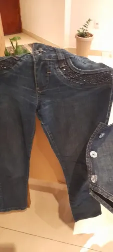 Conjunto calça e colete jeans maravilhoso!
