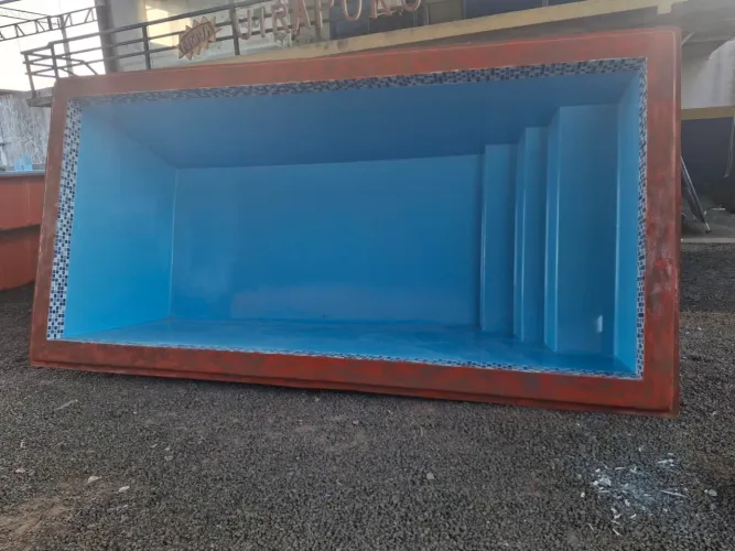 Casco de fibra 4 metros pastilhada 