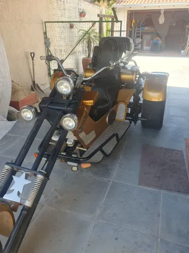 Triciclo motor AP 1.6 50000km