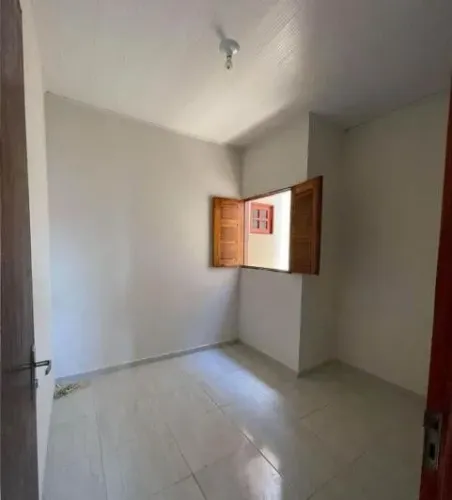 AC- VENDE-SE CASA NO BONFIM