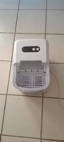 Máquina de fazer gelo 