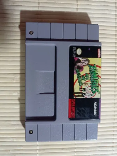 Zombies Ate My Neighbors - Super Nintendo Jogo Cartucho Fita 