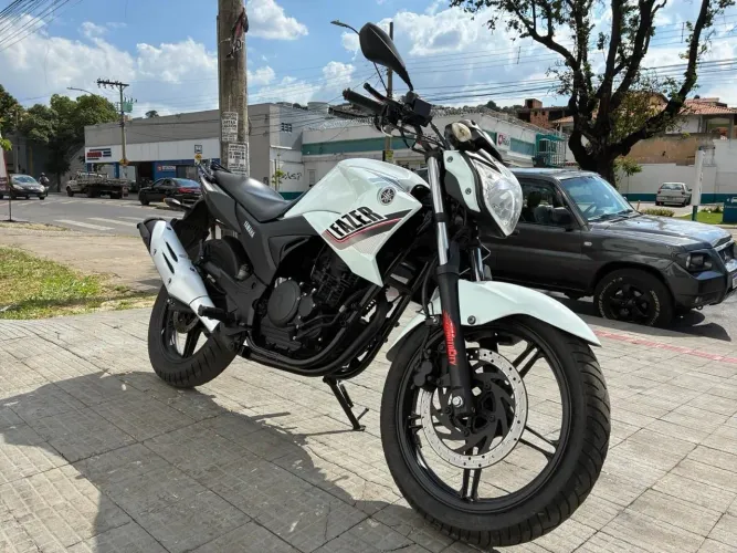 YS 250 FAZER FAZER 250 BRANCA 2013/2014