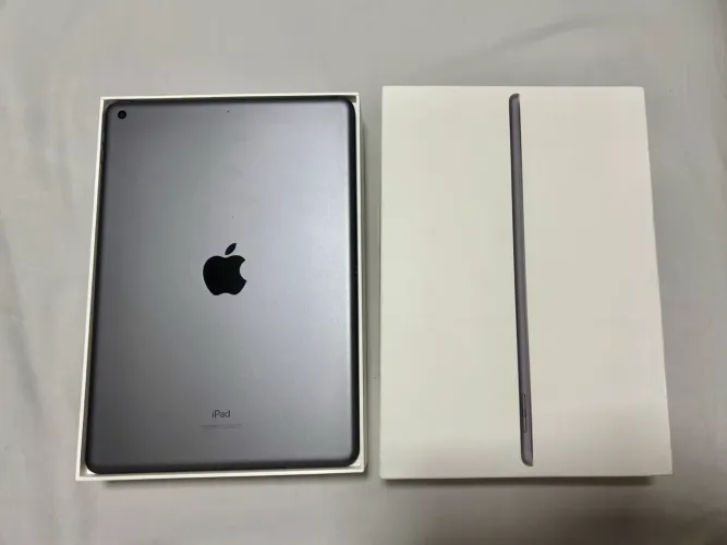 iPad 9 256 GB - Wifi | extremamente conservado + com caixa original