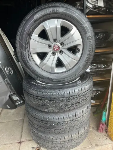 Jogo de Rodas Fiat Toro aro 16 Pneus novos 