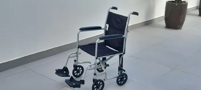 Cadeira e poltrona hospitalar 