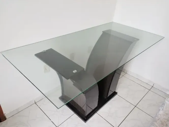 Mesa de Jantar Retangular de Vidro