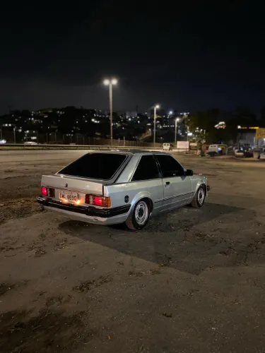 Ford Escort GL 1.6i / 1.6 (álcool) 1986