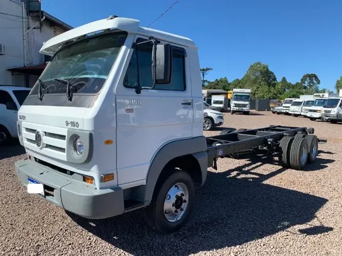 Vw 9150 6x2 trucada 11/12 123.230 Km Bau R$ 210.000,00