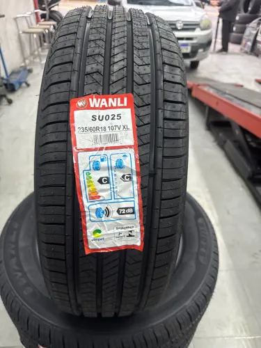 4 Pneus 235/60R18 Wanli novos