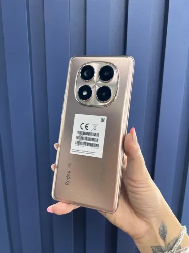 Redmi Note 14 Pro 5G 256GB 08GB RAM Lacrado Desempenho Incrível Dourado 