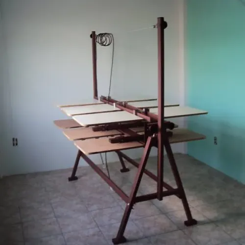 SERIGRAFIA MESA PARA IMPRESSÃO DE CAMISETAS 12 BERÇOS GIRATÓRIA ACEITAMOS CARTÕES 