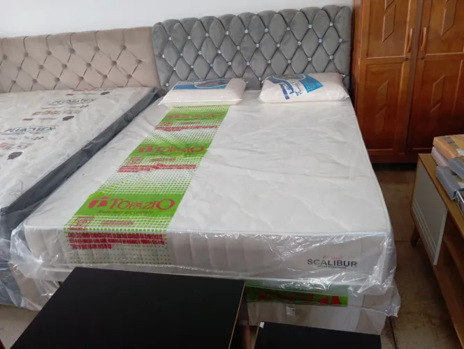 Cama, conjunto Queen MOLAS ENSACADAS novo