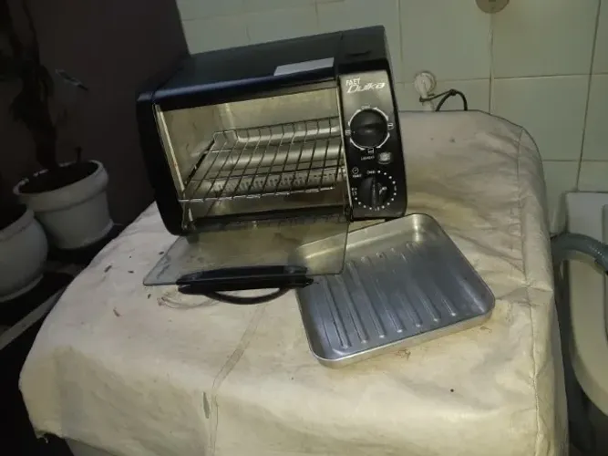 Forno Elétrico 6 litros - Bem conservado