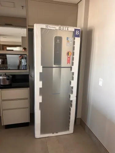 GELADEIRA ELETROLUX 480 LITROS INOX E INVERTER