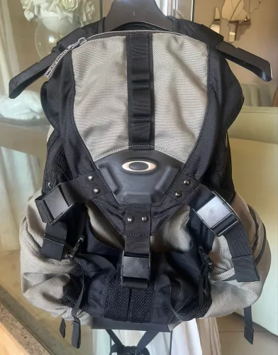 Mochila Oakley