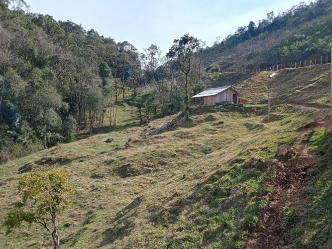 ANITÁPOLIS/SC - Sítio pronto para morar 5hectares 