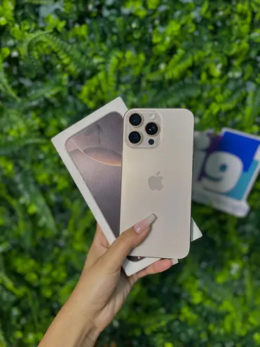 iPhone 16 pro Max Desert Titanium 256GB 93% Anatel Acompanha caixa