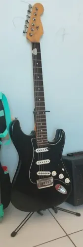 Guitarra Strato