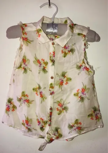 Blusa de amarrar menina tam 4/5 anos Zara