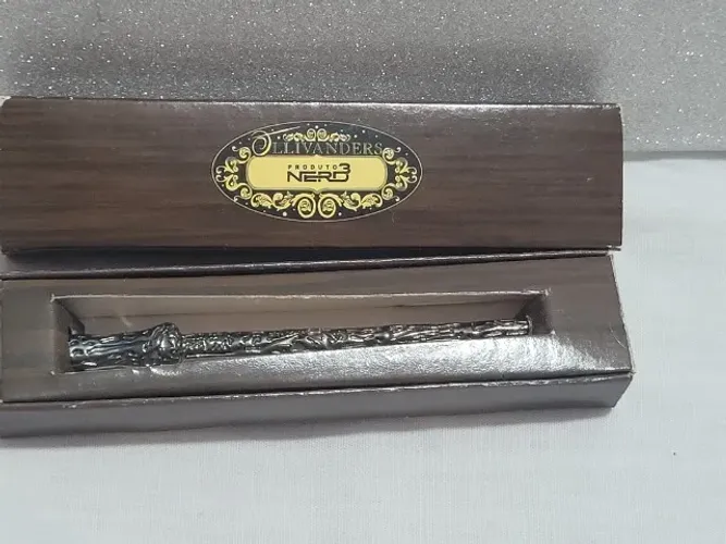 Miniatura Varinha mágica Harry Potter - Nerd ao Cubo