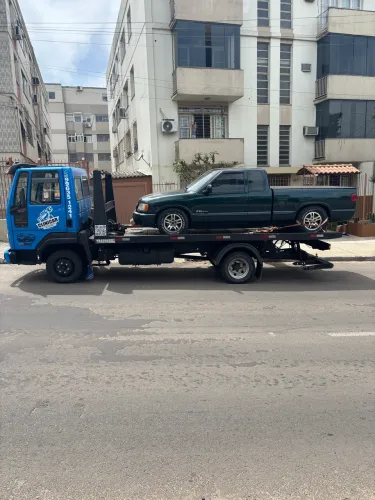  Vendo Guincho 814 com ar condicionado!