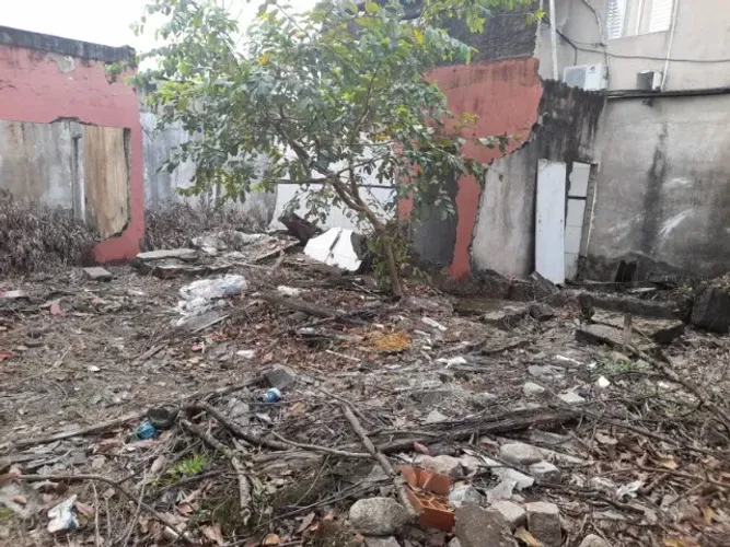 Ótimo Terreno 275 M2 - 10 x 27,5