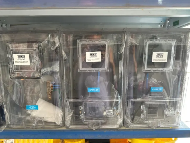 Caixa conjunto Para 02 Medidores Padrão EDP Espírito Santo Monofasico 127v