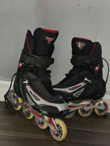 Patins traxart modelo: patins inline fitness jet preto