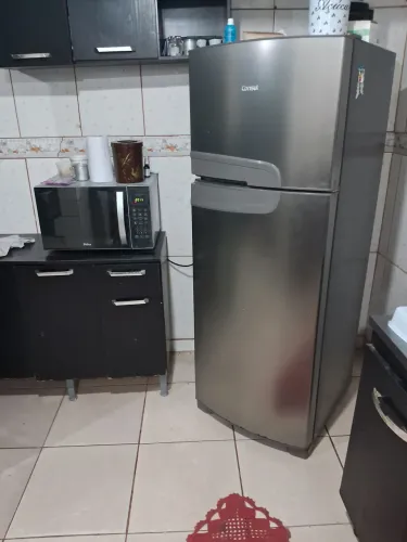 Tv micro ondas e geladeira 