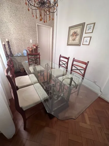 Conjunto de Mesa de Jantar com 8 cadeiras