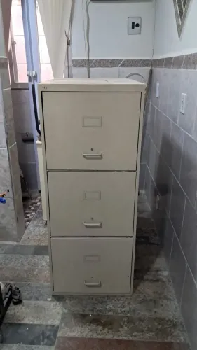 Arquivo de Aço 3 gavetas