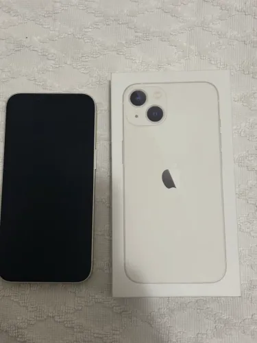 iPhone 13 - 11 meses de uso