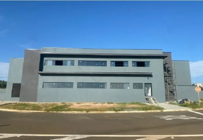 Galpão Comercial Com 2 Banheiros Para Locação Em Limeira/Sp