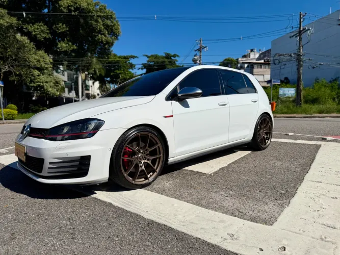 Volkswagen Golf GTI 2.0 TSI 220cv Aut. 2014