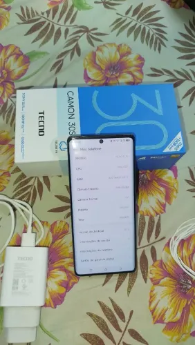 Tecno Camon 30S (256GB/16GB RAM) - Na Caixa, Completo e Impecável!