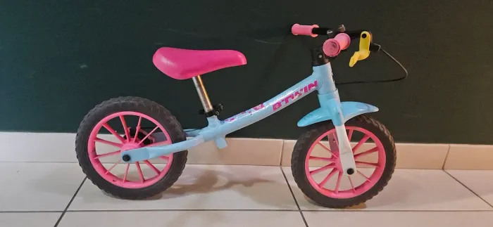 Bicicleta de equilíbrio infantil 