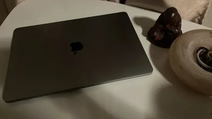 MacBook Pro - 16gb de RAM. Igual novo.