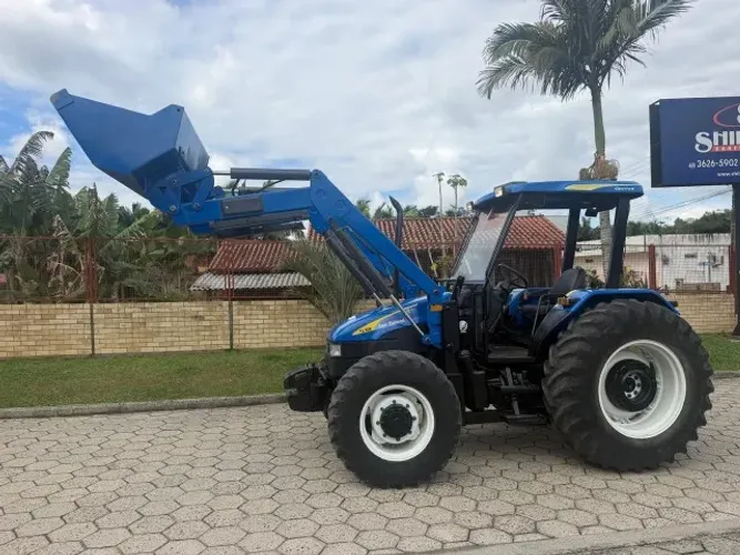 Trator New Holland TL 85E 4x4 2010 - MWM - Revisado