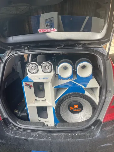 Vendo som ou troco por algo do meu interesse 