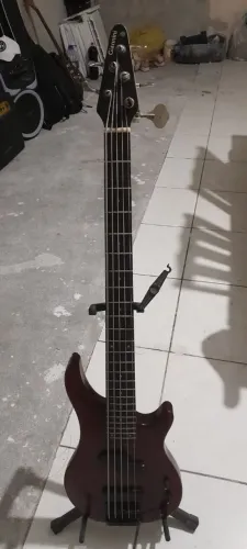 Baixo Giannini 5 Cordas Conservado