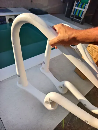 Corrimão Original iGUi para Piscina - Novo na Caixa