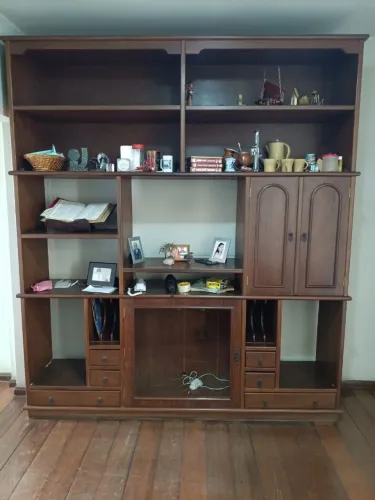 Estante sucupira maciça 2x2,5m