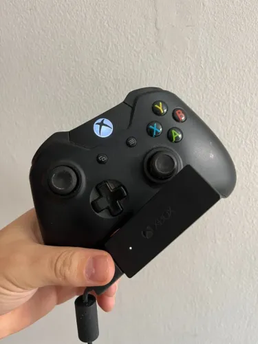 Controle sem fio Microsoft Xbox One Controller preto Adaptador USB para Windows