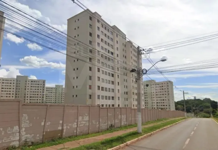 VALPARAÍSO DE GOIÁS/GO Apartamento no Bairro Parque Das Cachoeiras